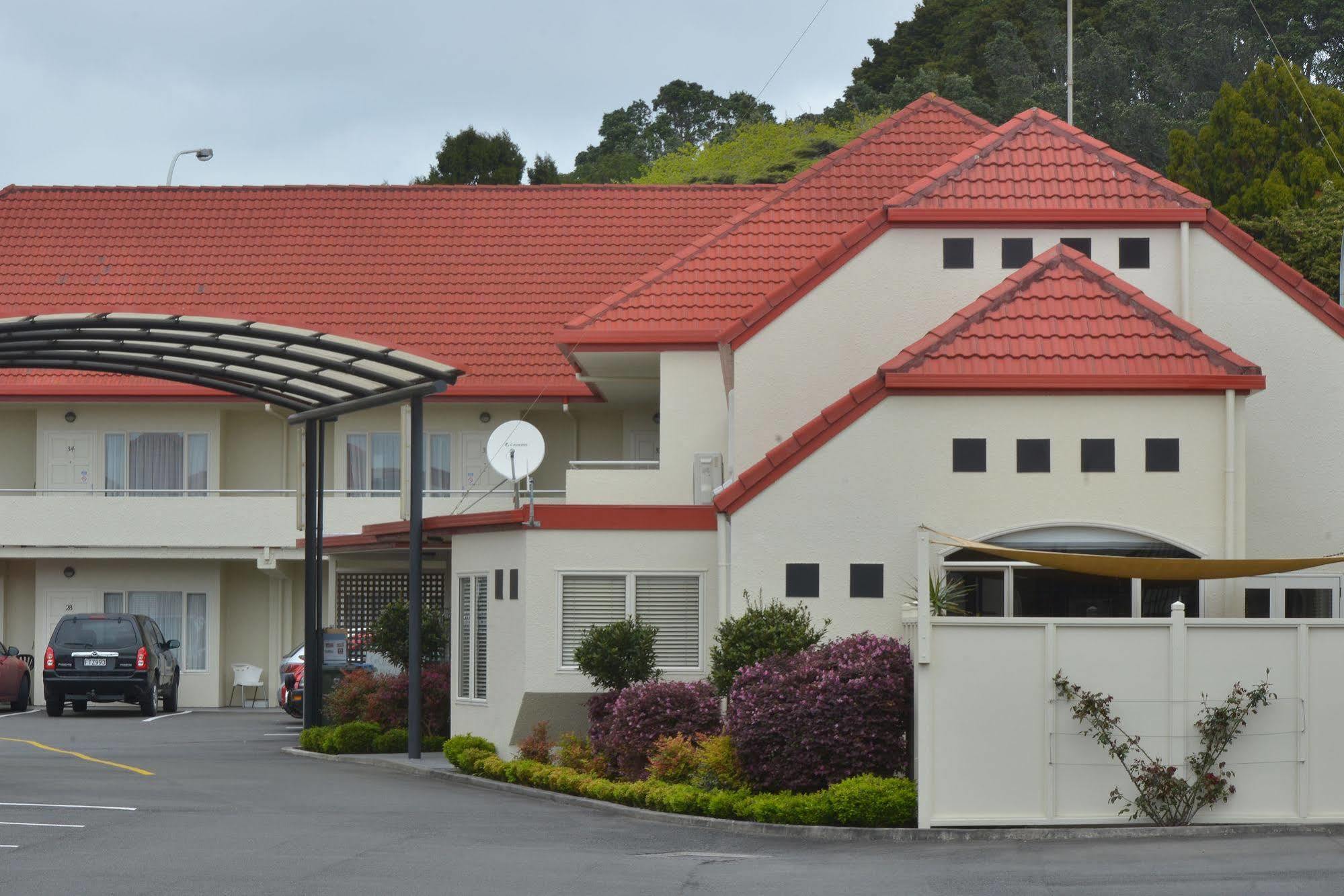 Brougham Heights Motel New Plymouth Ngoại thất bức ảnh